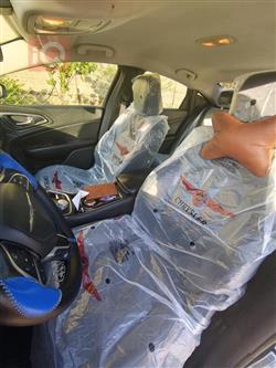 کرایسلەر 200